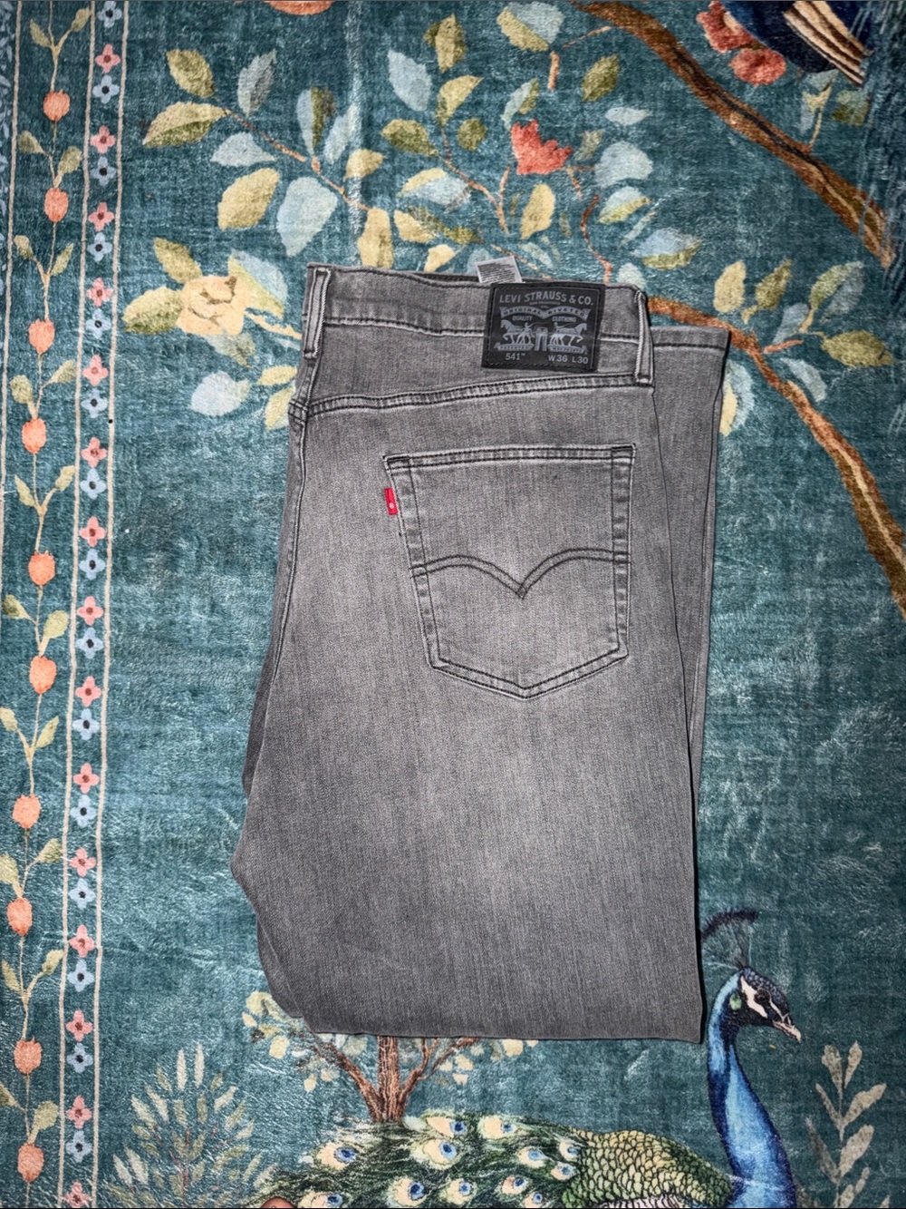 Levi's Men's Gray Slim Straight Jeans - Washed Gray